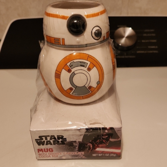 Star Wars Other - Star Wars BB-8 Mug